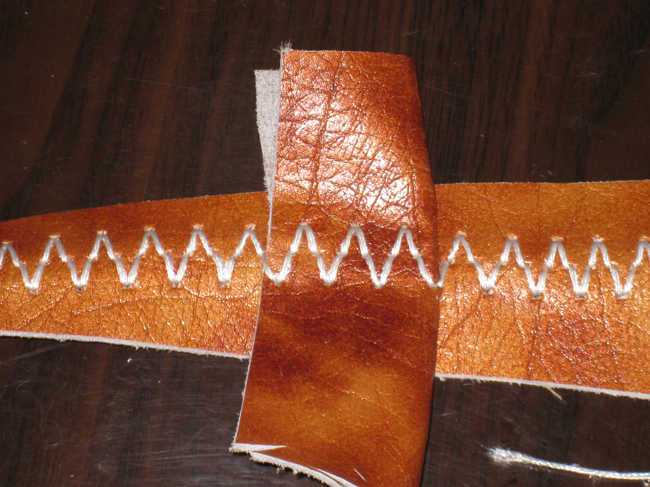Cómo elegir la máquina de coser industrial Zig Zag？